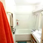 2p 42m² Terrasse / Piscine / Clim / ! Lejlighed