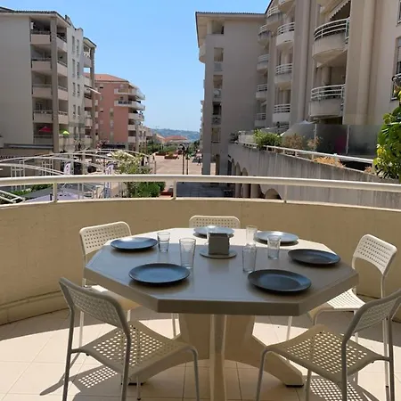 Appartement 2p 42m² Terrasse / Piscine / Clim / !