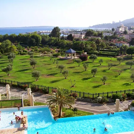 2p 42m² Terrasse / Piscine / Clim / ! Appartement Juan-les-Pins